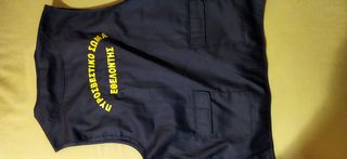 Καινούργιο Γιλέκο και μπλούζα με κοντό μανίκι εθελοντή πυροσβεστικού σώματος.