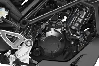 Honda CBR 125 2024 ΕΩΣ 72 ΔΟΣΕΙΣ-thumb-5