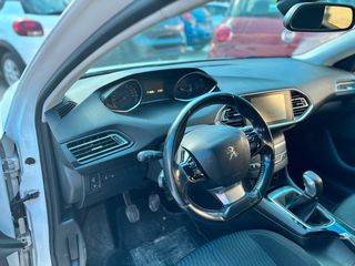 Peugeot 308 2017-thumb-14