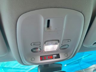 Peugeot 308 2017-thumb-16