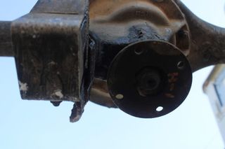 Άξονας Πίσω με διαφορικό HYUNDAI H1 (1998-2008) R44 με βήμα 4,222 ταμπούρα 5μπ 8V Diesel χωρίς ABS