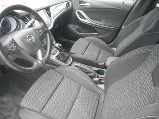 Opel Astra 2018-thumb-4