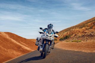Honda CRF 1100 AFRICA TWIN 2024 L AFRICA TWIN ADVENTURE ΕΩΣ 72 ΔΟΣΕΙΣ-thumb-6