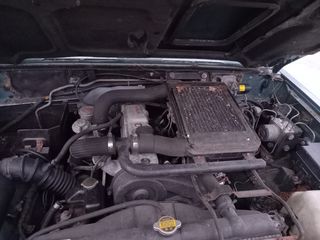 Hyundai Galloper 2000-thumb-3