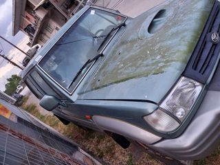 Hyundai Galloper 2000-thumb-2