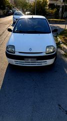 Renault Clio 2001-thumb-1