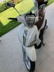 Piaggio Beverly 300i '12