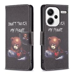 Θήκη Xiaomi Redmi Note 13 Pro+ 5G OEM Angry bear with chainsaw με βάση στήριξης, υποδοχές καρτών και μαγνητικό κούμπωμα Flip Wallet από συνθετικό δέρμα και TPU