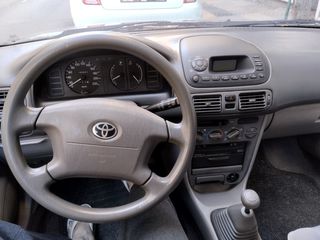 Toyota Corolla '00