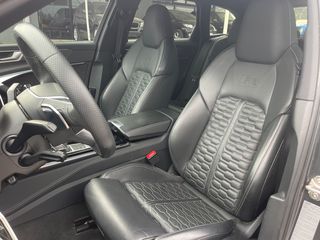 Audi RS6 2021-thumb-12