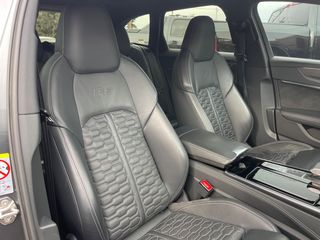 Audi RS6 2021-thumb-22