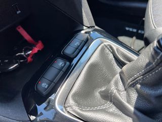 Opel Corsa 2020 1.2 TURBO GS LINE-thumb-35