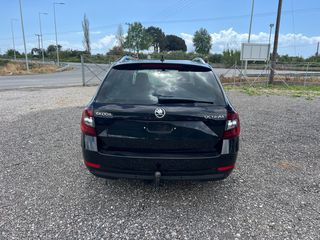 Skoda Octavia 2020-thumb-8