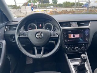 Skoda Octavia 2020-thumb-15