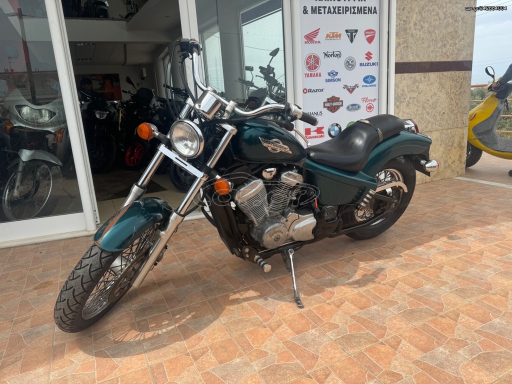 Honda VT 600C Shadow 2002 C