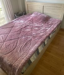 Κρεβάτι με στρώμα