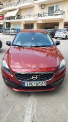 Volvo V40 Cross Country '13