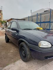 Opel Corsa '00 Θέλει φλατζα καθρέφτη... 