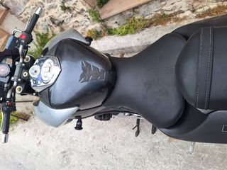 Suzuki B-KING 1300 2008-thumb-2