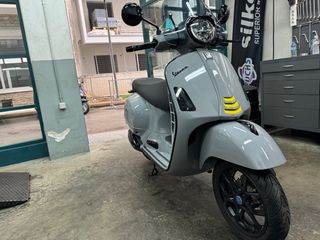 Piaggio GTS 300 '20 supertech