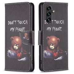 Θήκη Samsung Galaxy A55 5G OEM Angry bear with chainsaw με βάση στήριξης, υποδοχές καρτών και μαγνητικό κούμπωμα Flip Wallet από συνθετικό δέρμα και TPU