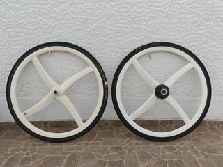 Τροχοί wheelset Xentis Mark 1