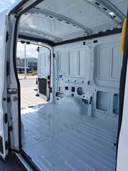 Ford Transit 2018  Van 340 L1H1 2.0 TDCi Trend-thumb-1