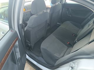 Opel Vectra 2003-thumb-7