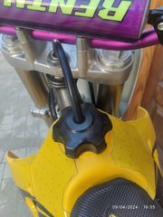 Suzuki RM 250 2000-thumb-2