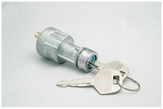 Διακόπτης εκκίνησης ανυψωτικού μηχανήματος