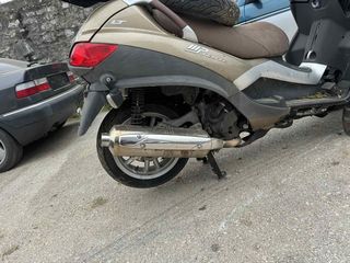 Piaggio MP3 2012 TOURING-thumb-6