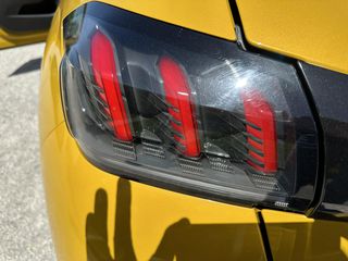 Peugeot 208 2021 1,2 allure 100 ps-thumb-15