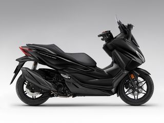 Honda Forza 350 '24 ΜΑΥΡΟ ΜΑΤ ΕΤΟΙΜΟΠΑΡΑΔΟΤΟ