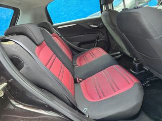 Fiat Grande Punto 2010-thumb-11
