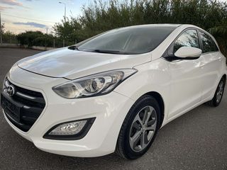 Hyundai i 30 '16  1.6 CRDi blue YES! Silver