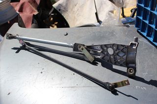 FORD FOCUS BRAXIONES PRATSA YALOKATHARISTIRA KAINOURGIA 3398009436-thumb-2