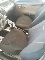 Fiat Punto 2004  1.4 16V Sporting-thumb-13