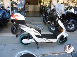 Diletta 2025 Scootiee Eco-thumb-2
