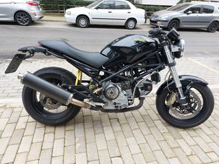 Ducati Monster 900 '00