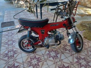 Honda DAX ST 125 '25