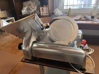 ζαμπονομηχανη bizerba 330