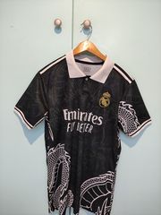 Real Madrid jersey t-shirt(medium) 