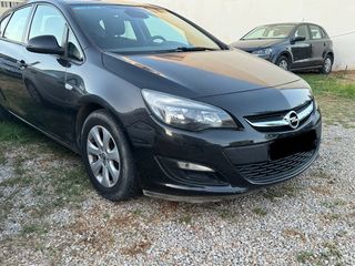 Opel Astra 2016-thumb-2