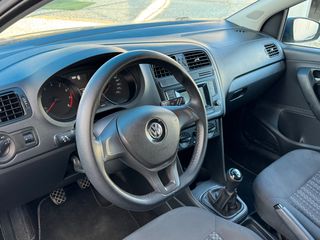 Volkswagen Polo 2016-thumb-4