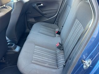 Volkswagen Polo 2016-thumb-6