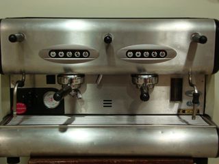 Μηχανή καφέ μεταχειρισμένη