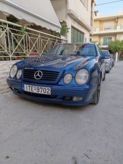 Mercedes-Benz CLK 200 2002 208