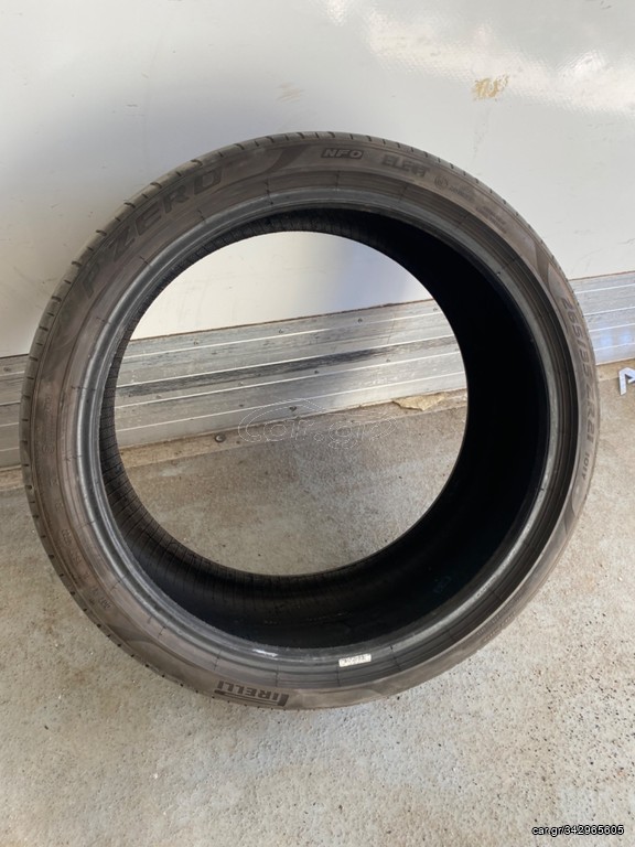 Pirelli Pzero 265/35/21 