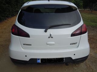 Mitsubishi Colt '09