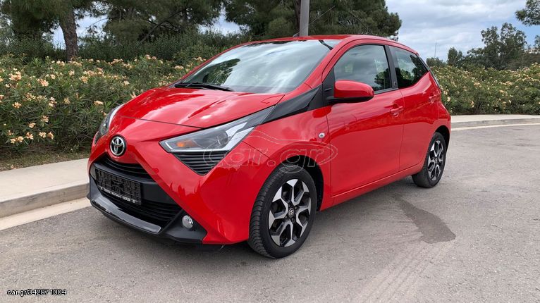 Toyota Aygo (X) '20 X play automatic 